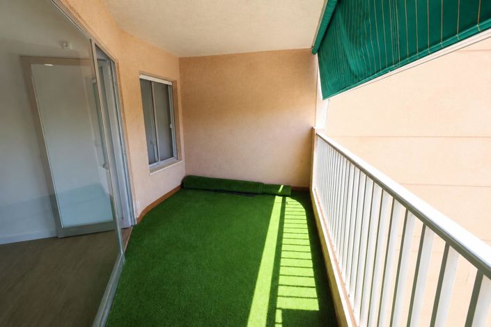 Image No.11-3 Bed Apartment for sale