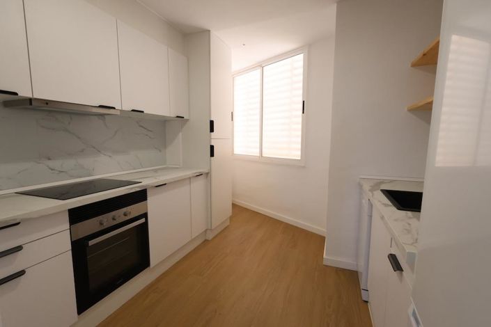 Image No.3-3 Bed Apartment for sale