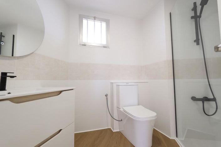 Image No.9-3 Bed Apartment for sale