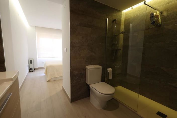 Image No.16-3 Bed Apartment for sale