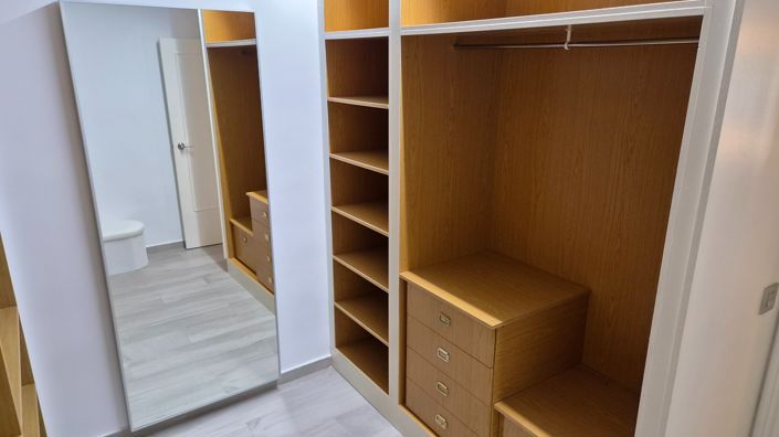 Image No.20-3 Bed Apartment for sale