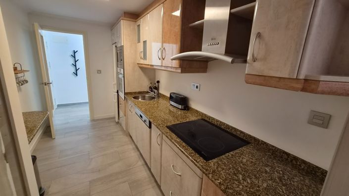 Image No.26-3 Bed Apartment for sale