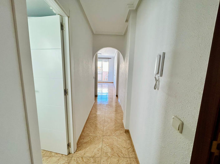 Image No.3-Appartement de 2 chambres à vendre à Alicante