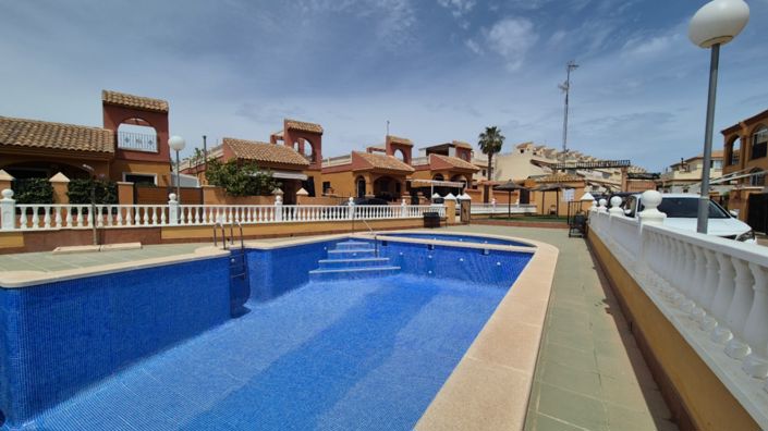 Image No.5-Villa de 2 chambres à vendre à Torrevieja