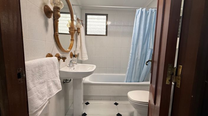 Image No.13-3 Bed Apartment for sale