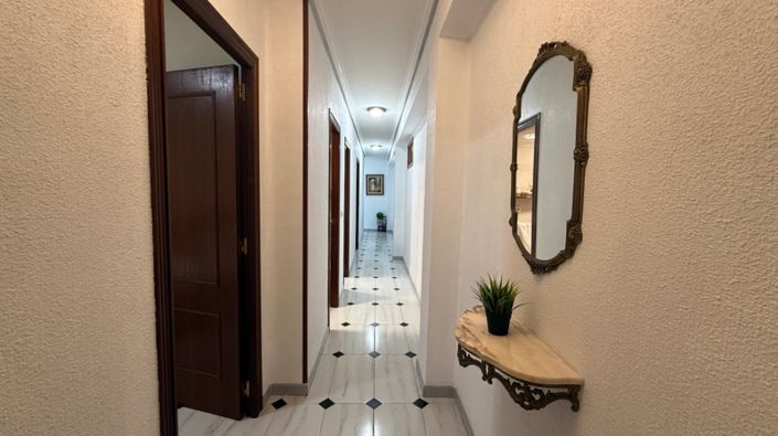 Image No.15-3 Bed Apartment for sale