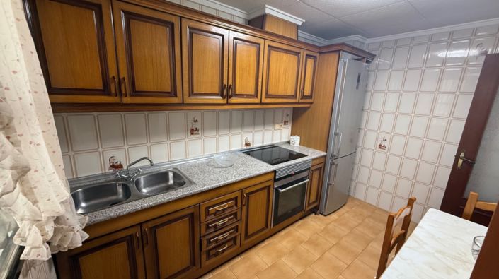 Image No.6-3 Bed Apartment for sale