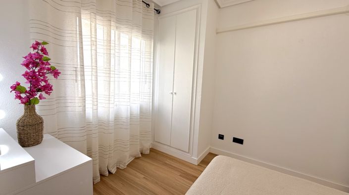 Image No.27-Appartement de 2 chambres à vendre à Torrevieja