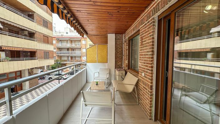 Image No.3-Appartement de 2 chambres à vendre à Torrevieja