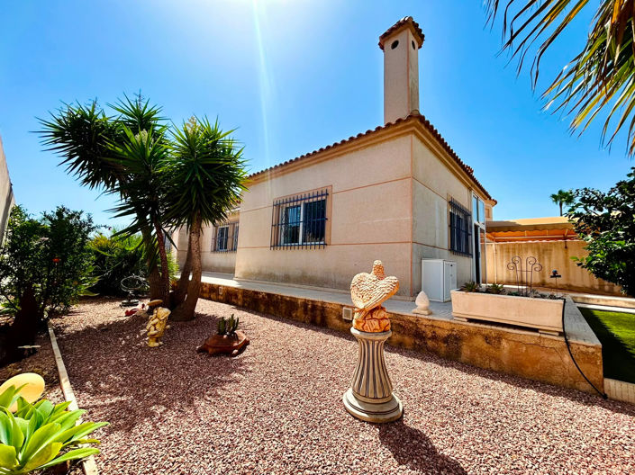 Image No.28-3 Bed Villa for sale