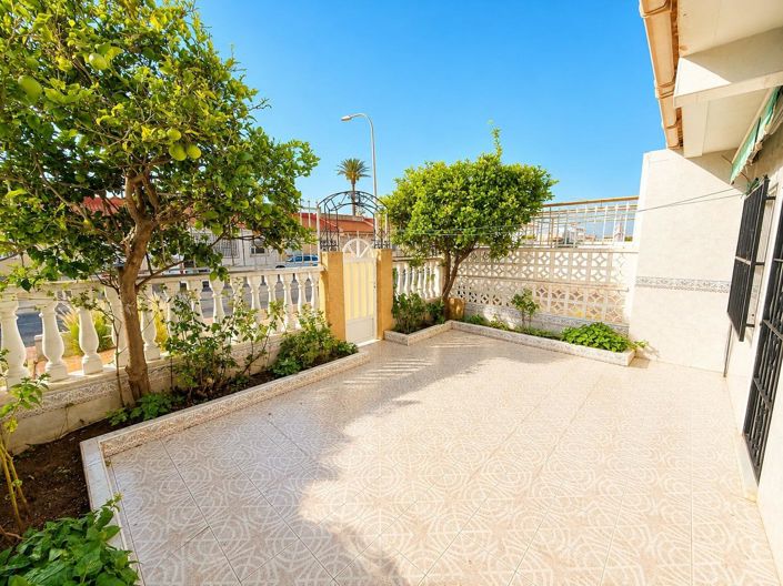 Image No.3-Bungalow de 2 chambres à vendre à Torrevieja