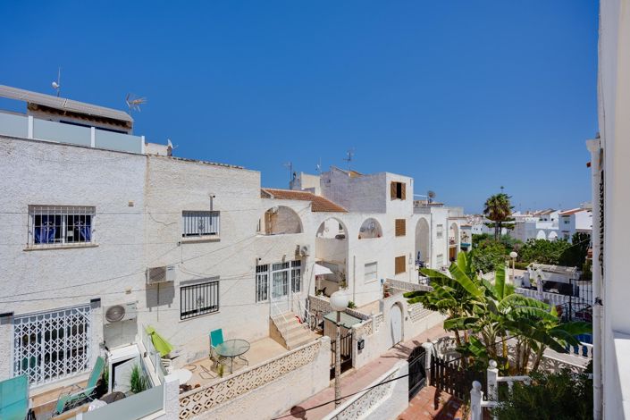 Image No.28-Villa de 2 chambres à vendre à Torrevieja