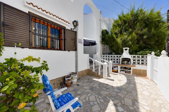 Image No.9-Villa de 2 chambres à vendre à Torrevieja
