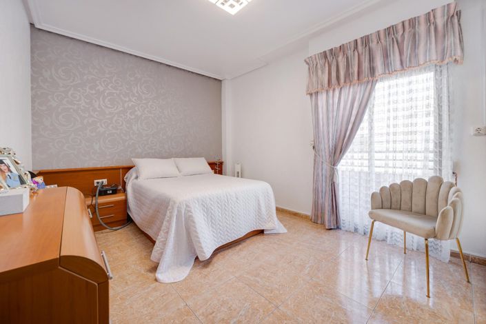 Image No.32-Appartement de 5 chambres à vendre à Torrevieja