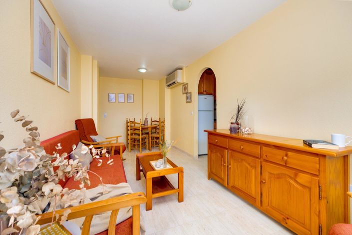 Image No.2-Appartement de 1 chambre à vendre à Torrevieja