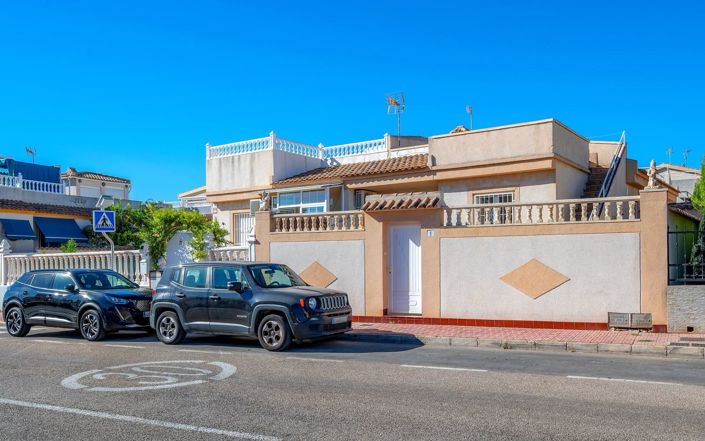 Image No.17-2 Bed Bungalow for sale