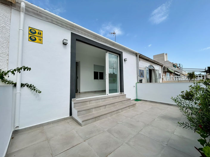 Image No.6-2 Bed Bungalow for sale