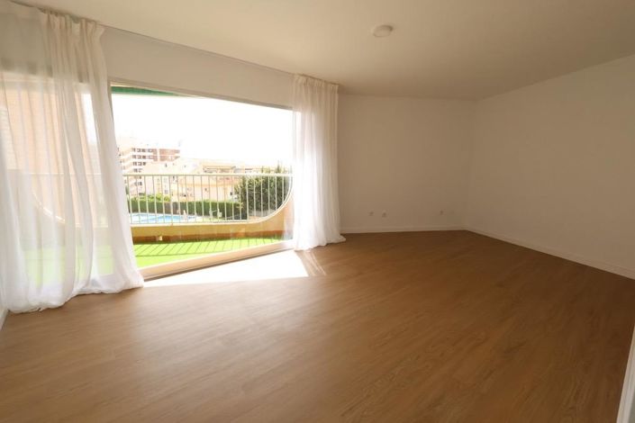 Image No.10-3 Bed Apartment for sale