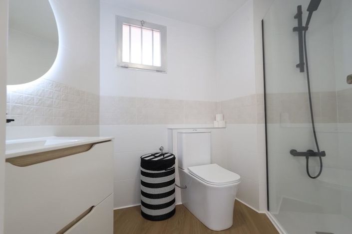 Image No.12-3 Bed Apartment for sale