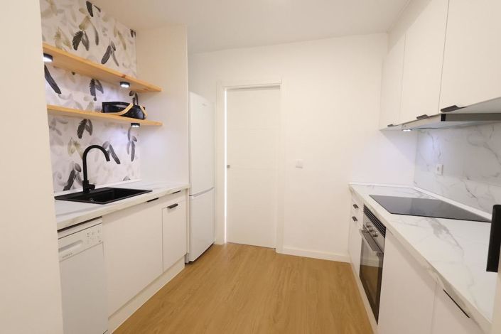 Image No.14-3 Bed Apartment for sale