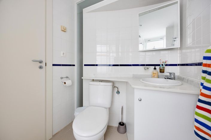 Image No.27-2 Bed Apartment for sale
