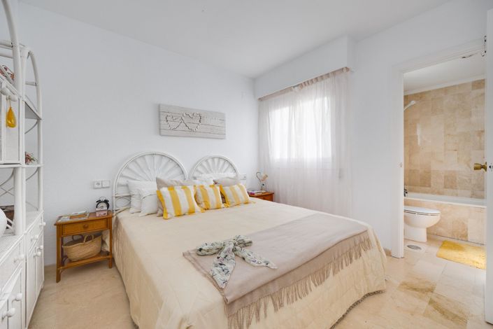 Image No.4-2 Bed Penthouse for sale