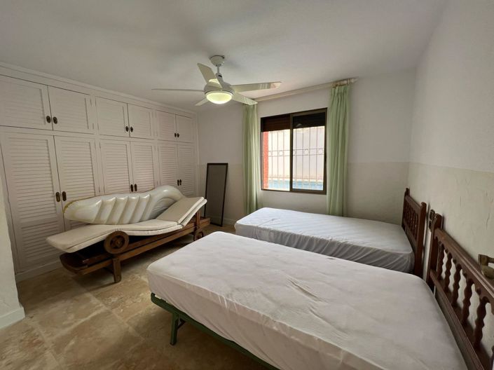 Image No.16-5 Bed Villa for sale