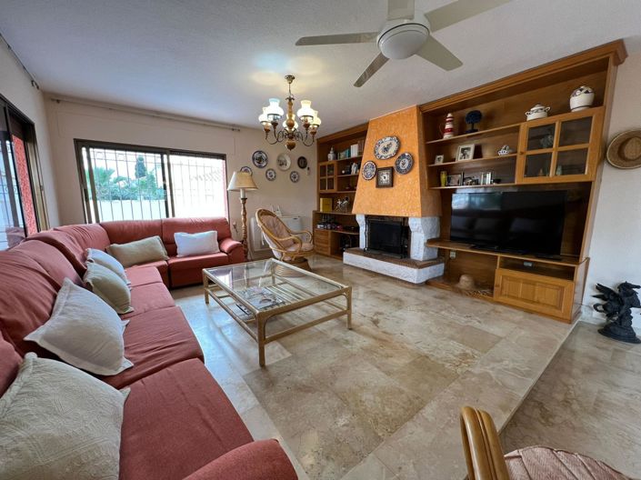 Image No.8-5 Bed Villa for sale