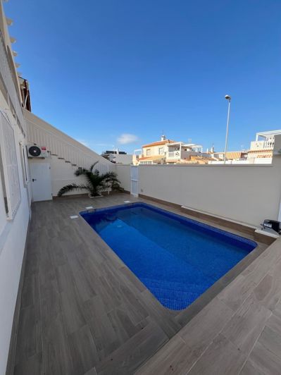 Image No.39-Villa de 4 chambres à vendre à Torrevieja