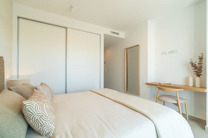 Image No.25-2 Bed Apartment for sale