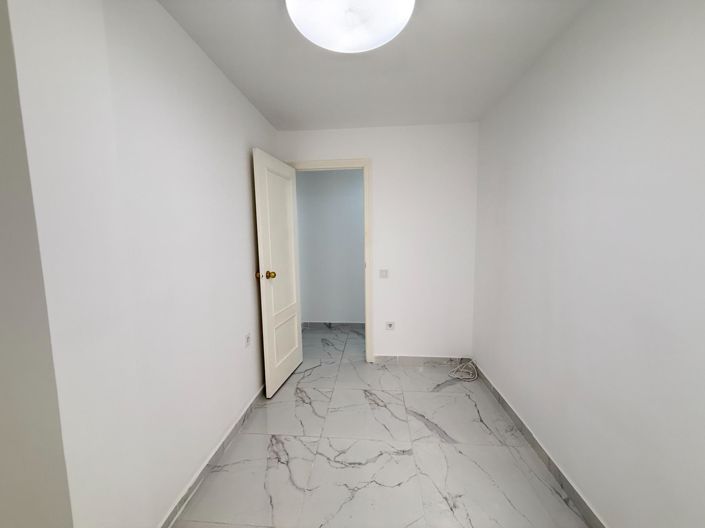 Image No.16-3 Bed Apartment for sale