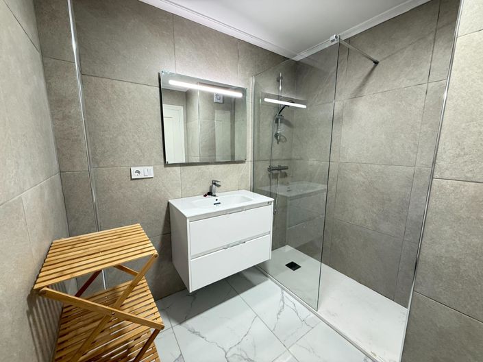 Image No.17-3 Bed Apartment for sale