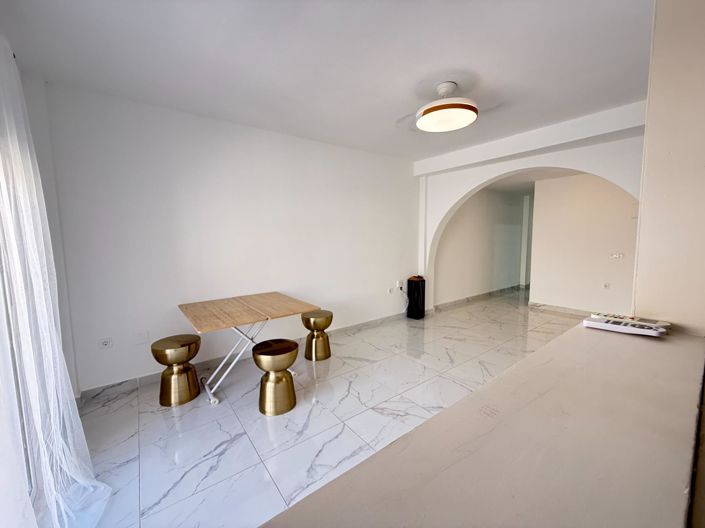 Image No.6-3 Bed Apartment for sale