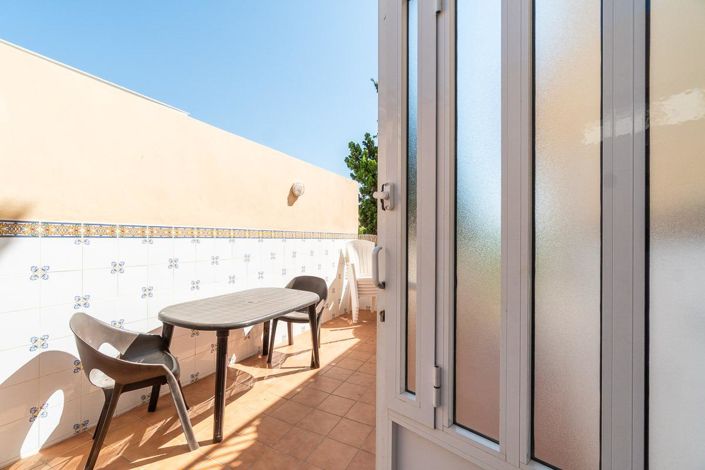 Image No.18-4 Bed Villa for sale