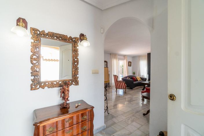 Image No.8-4 Bed Villa for sale