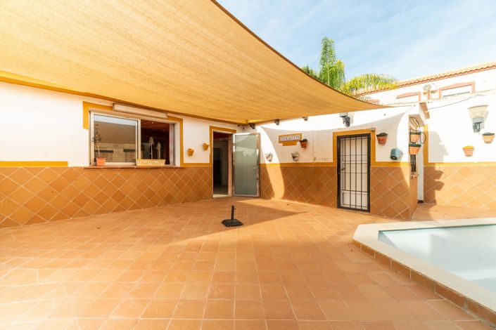 Image No.5-Villa de 4 chambres à vendre à Torrevieja