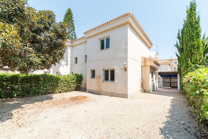 Image No.3-Villa de 3 chambres à vendre à Orihuela Costa