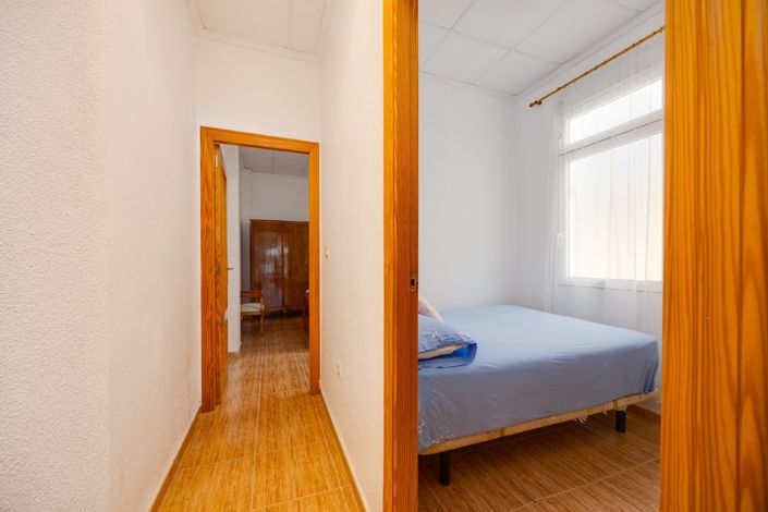 Image No.17-3 Bed Apartment for sale