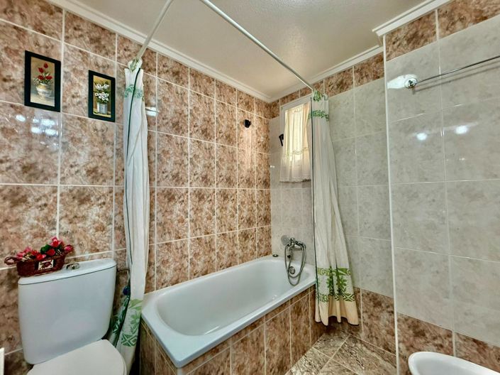 Image No.21-Appartement de 2 chambres à vendre à Torrevieja