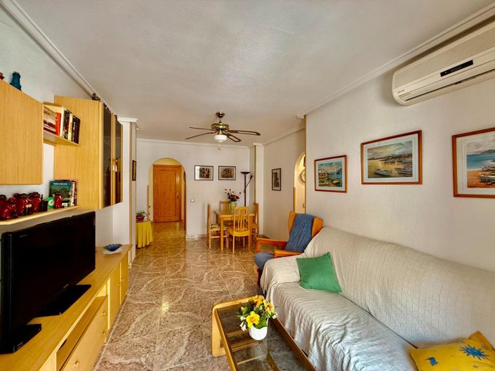 Image No.5-Appartement de 2 chambres à vendre à Torrevieja