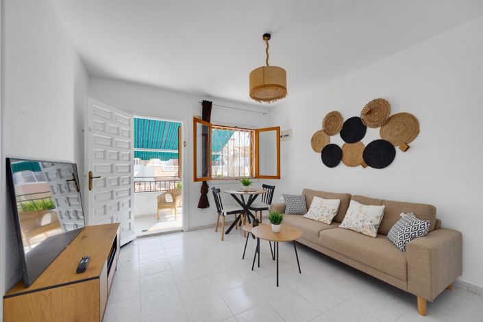 Image No.3-Villa de 2 chambres à vendre à Torrevieja