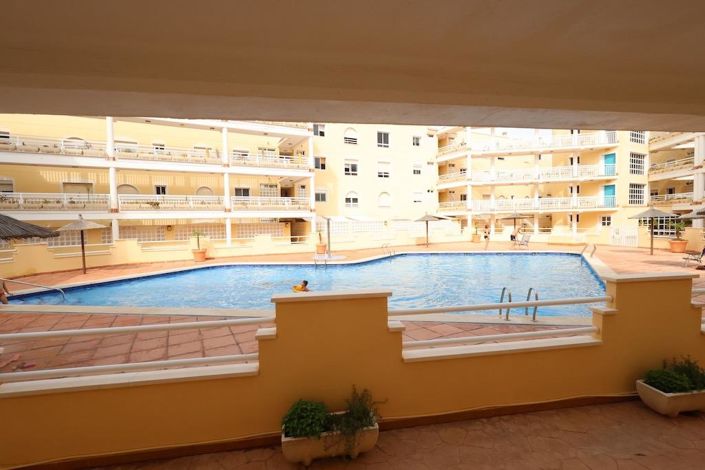 Image No.21-3 Bed Apartment for sale