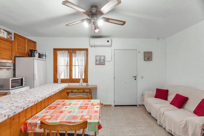 Image No.10-2 Bed Bungalow for sale