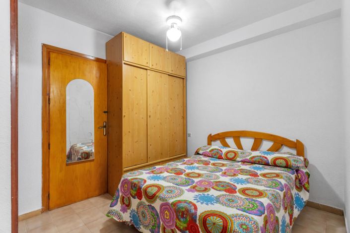 Image No.17-2 Bed Bungalow for sale