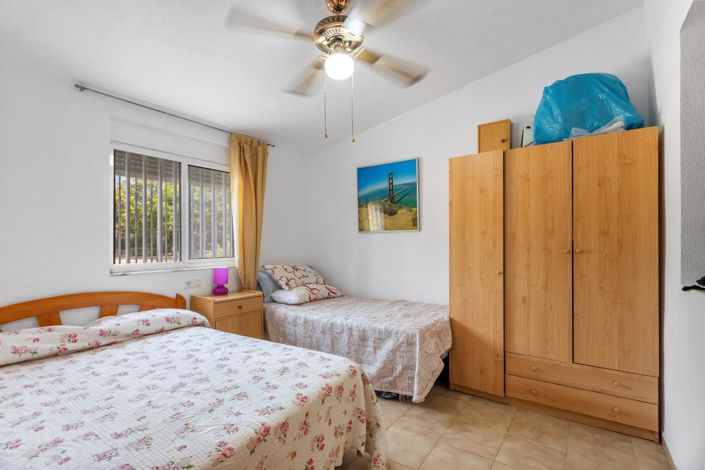 Image No.21-2 Bed Bungalow for sale