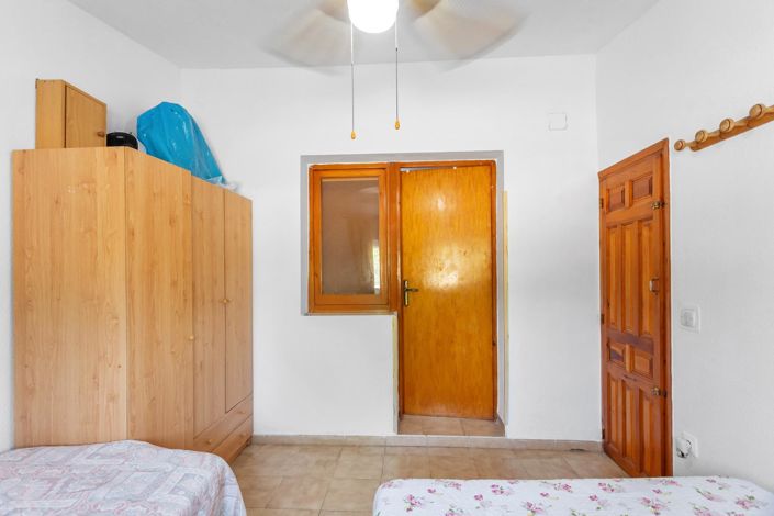 Image No.22-2 Bed Bungalow for sale