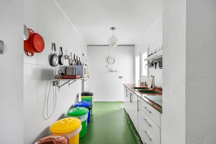 Image No.12-3 Bed Apartment for sale