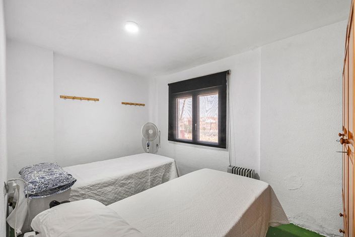 Image No.21-3 Bed Apartment for sale
