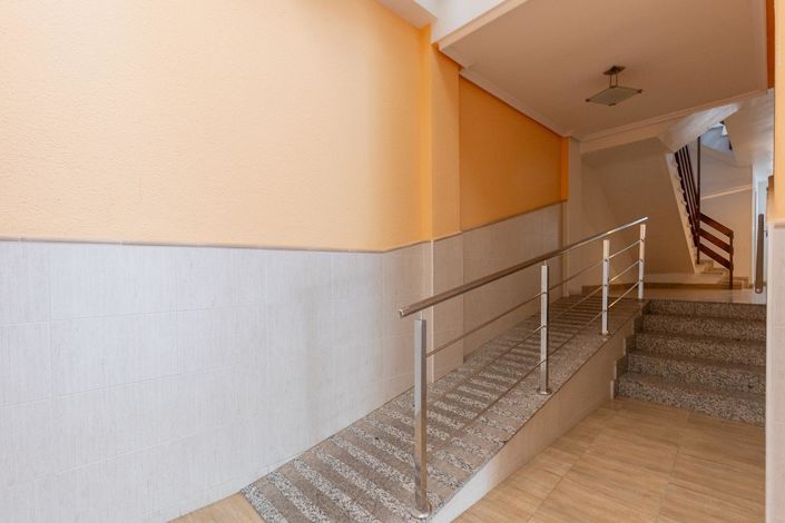 Image No.26-3 Bed Apartment for sale