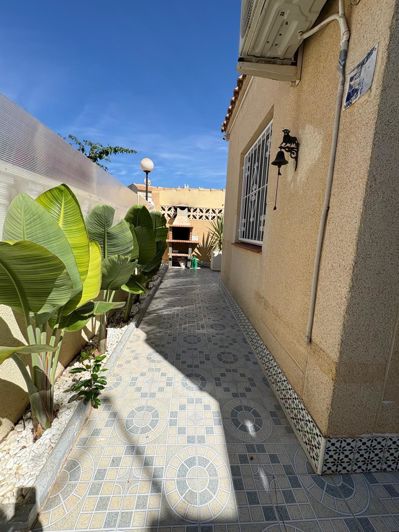 Image No.38-2 Bed Townhouse for sale